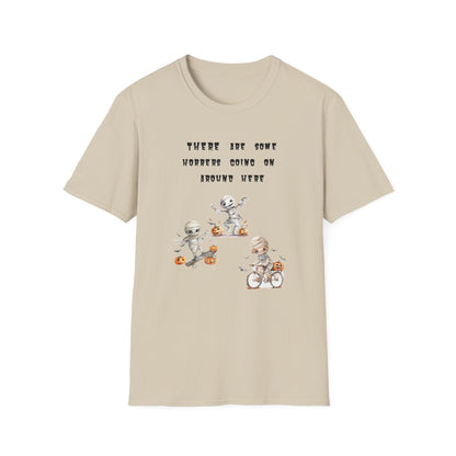 T-Shirt Halloween Graphic T-Shirt Spooky Season Tee Unisex Soft Style Shirt Retro Halloween Gift Fall Fashion Cute Halloween Design