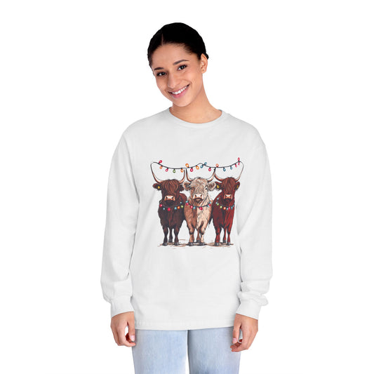 T-Shirt Unisex Classic Long Sleeve Cute Christmas Cows Gift For Anyone Holiday Attire Seasonal Fun