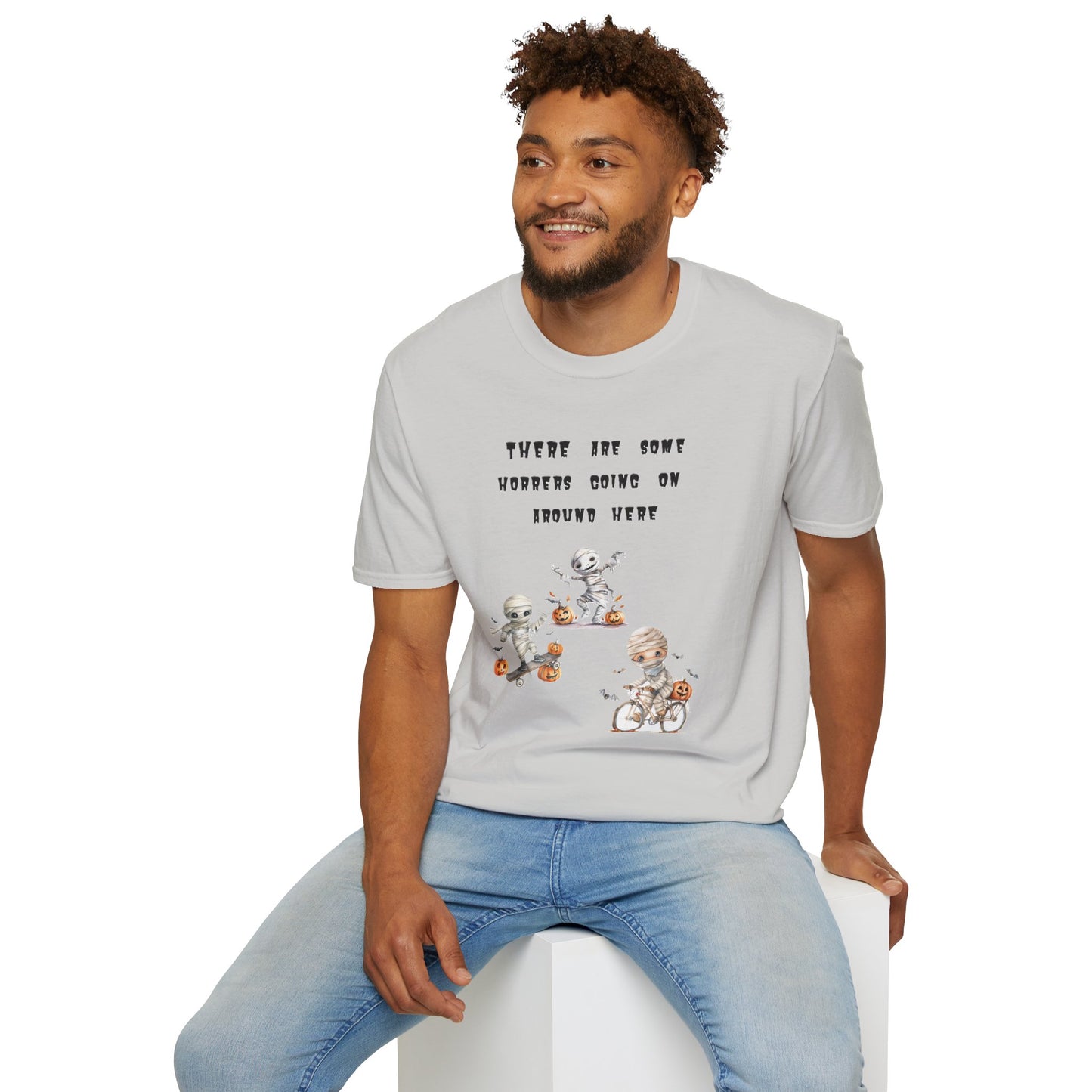 T-Shirt Halloween Graphic T-Shirt Spooky Season Tee Unisex Soft Style Shirt Retro Halloween Gift Fall Fashion Cute Halloween Design