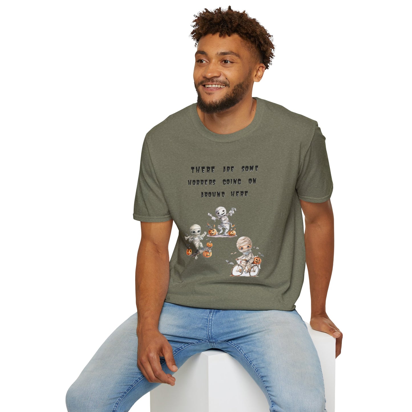 T-Shirt Halloween Graphic T-Shirt Spooky Season Tee Unisex Soft Style Shirt Retro Halloween Gift Fall Fashion Cute Halloween Design