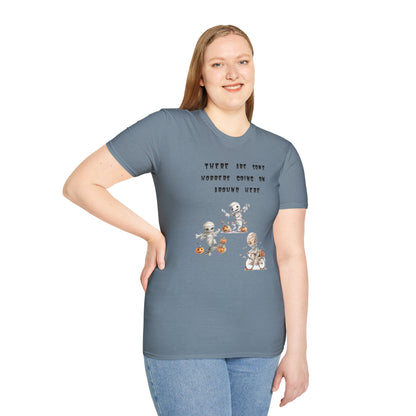 T-Shirt Halloween Graphic T-Shirt Spooky Season Tee Unisex Soft Style Shirt Retro Halloween Gift Fall Fashion Cute Halloween Design