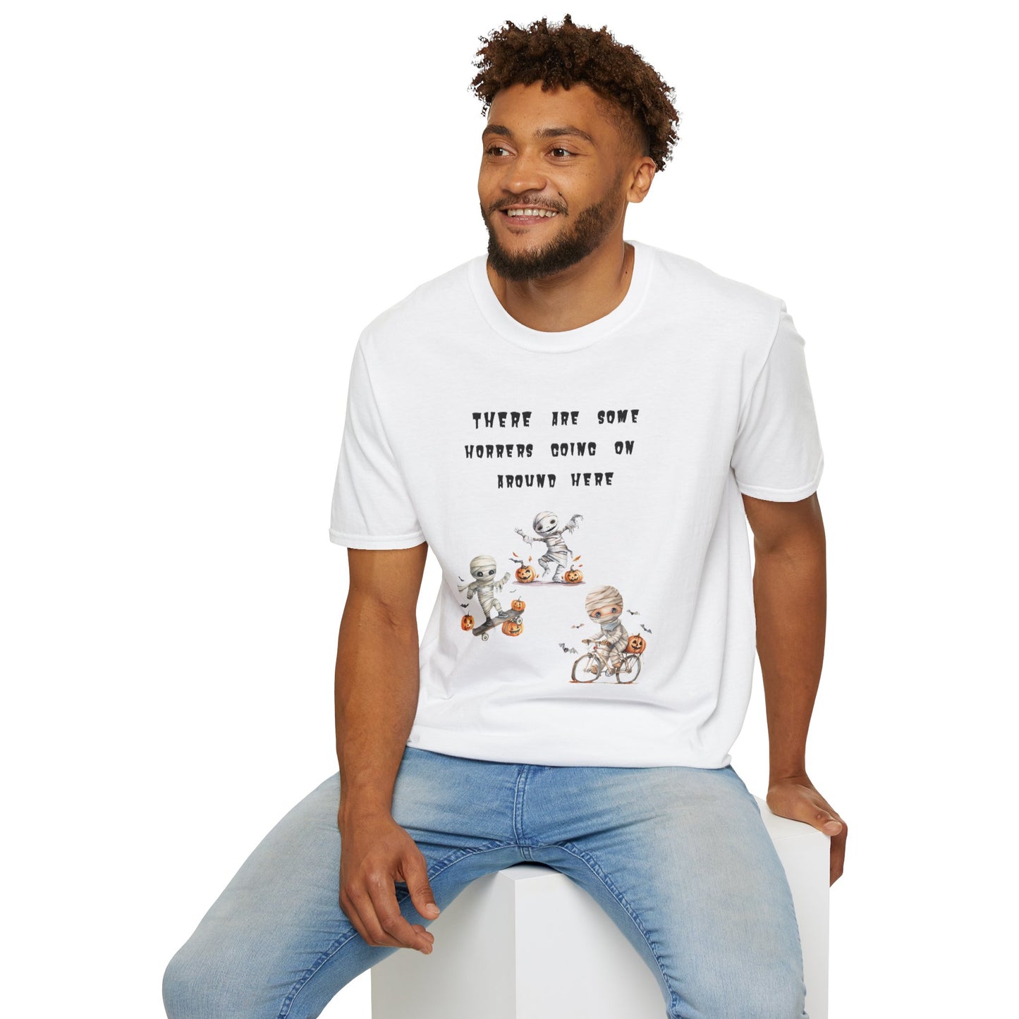 T-Shirt Halloween Graphic T-Shirt Spooky Season Tee Unisex Soft Style Shirt Retro Halloween Gift Fall Fashion Cute Halloween Design