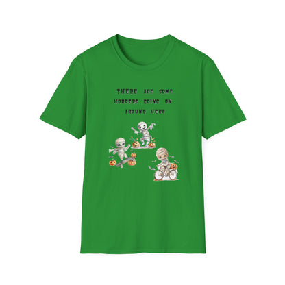 T-Shirt Halloween Graphic T-Shirt Spooky Season Tee Unisex Soft Style Shirt Retro Halloween Gift Fall Fashion Cute Halloween Design