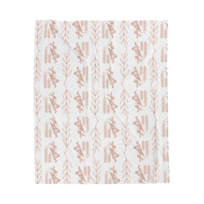Velveteen Plush Blanket – Soft Pink Floral Deer Pattern Throw