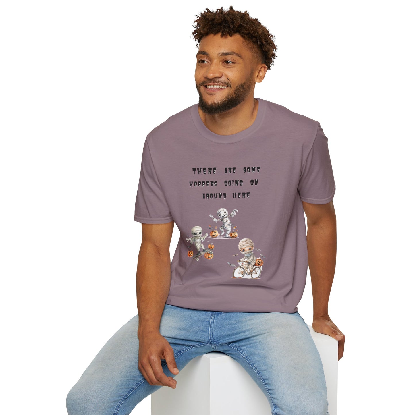 T-Shirt Halloween Graphic T-Shirt Spooky Season Tee Unisex Soft Style Shirt Retro Halloween Gift Fall Fashion Cute Halloween Design