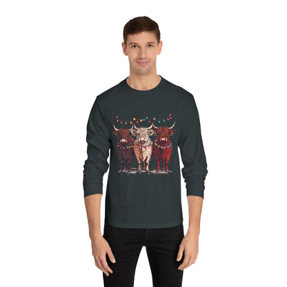 T-Shirt Unisex Classic Long Sleeve Cute Christmas Cows Gift For Anyone Holiday Attire Seasonal Fun